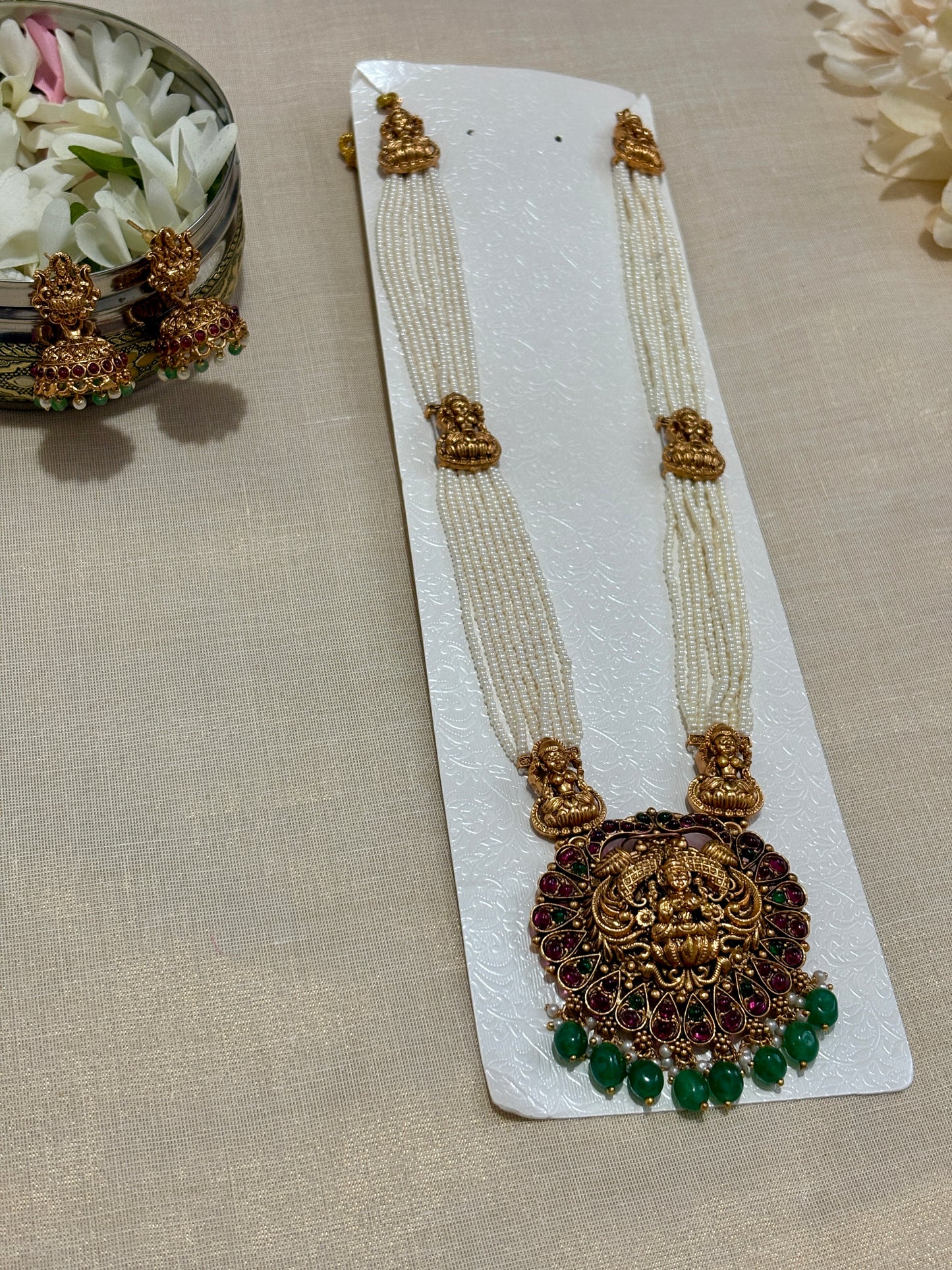 White Pearl Lakshmi Haaram