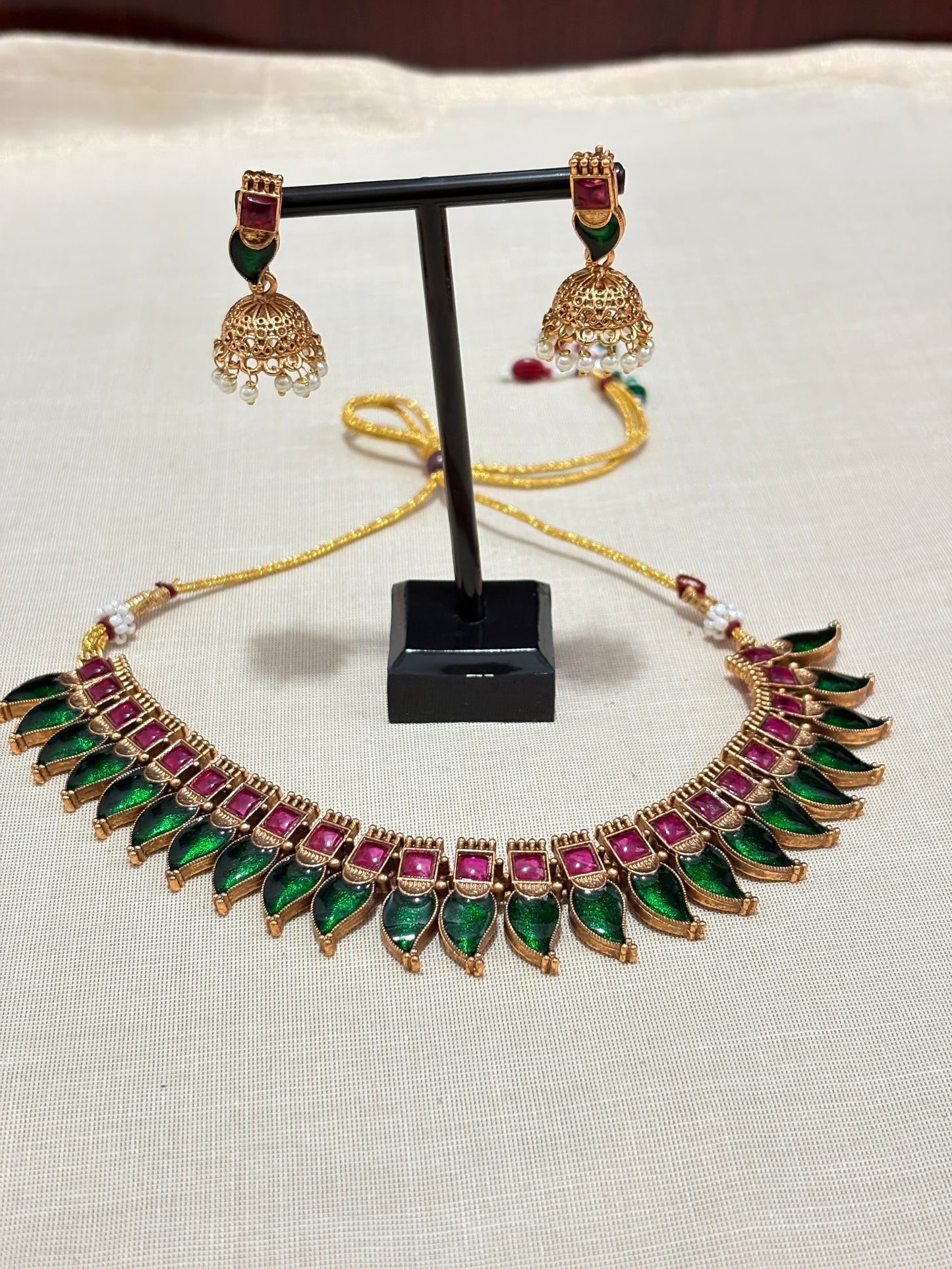 Mango Palakka Necklace Set