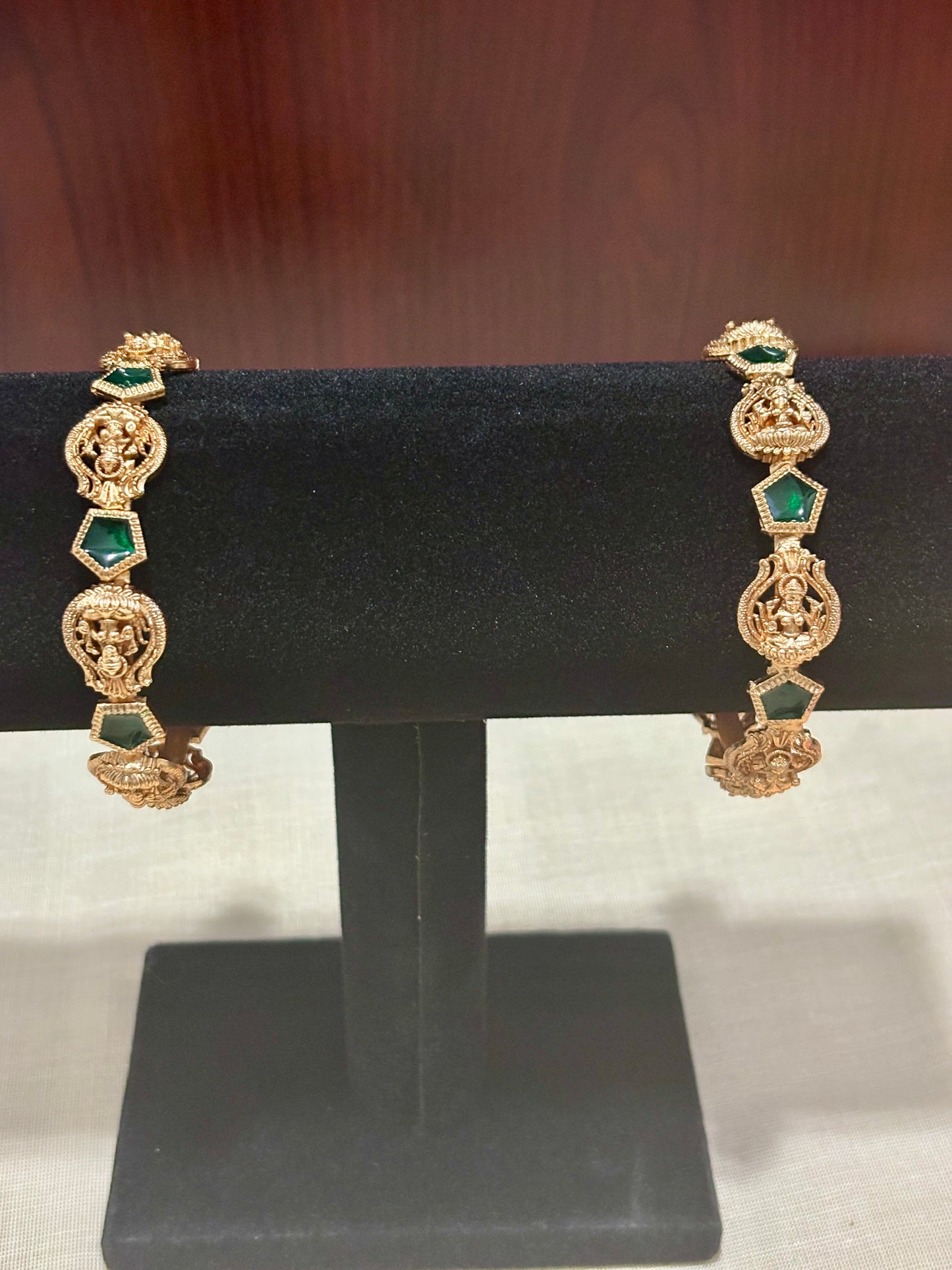 Lakshmi Bangles Set of 2 with Palakka