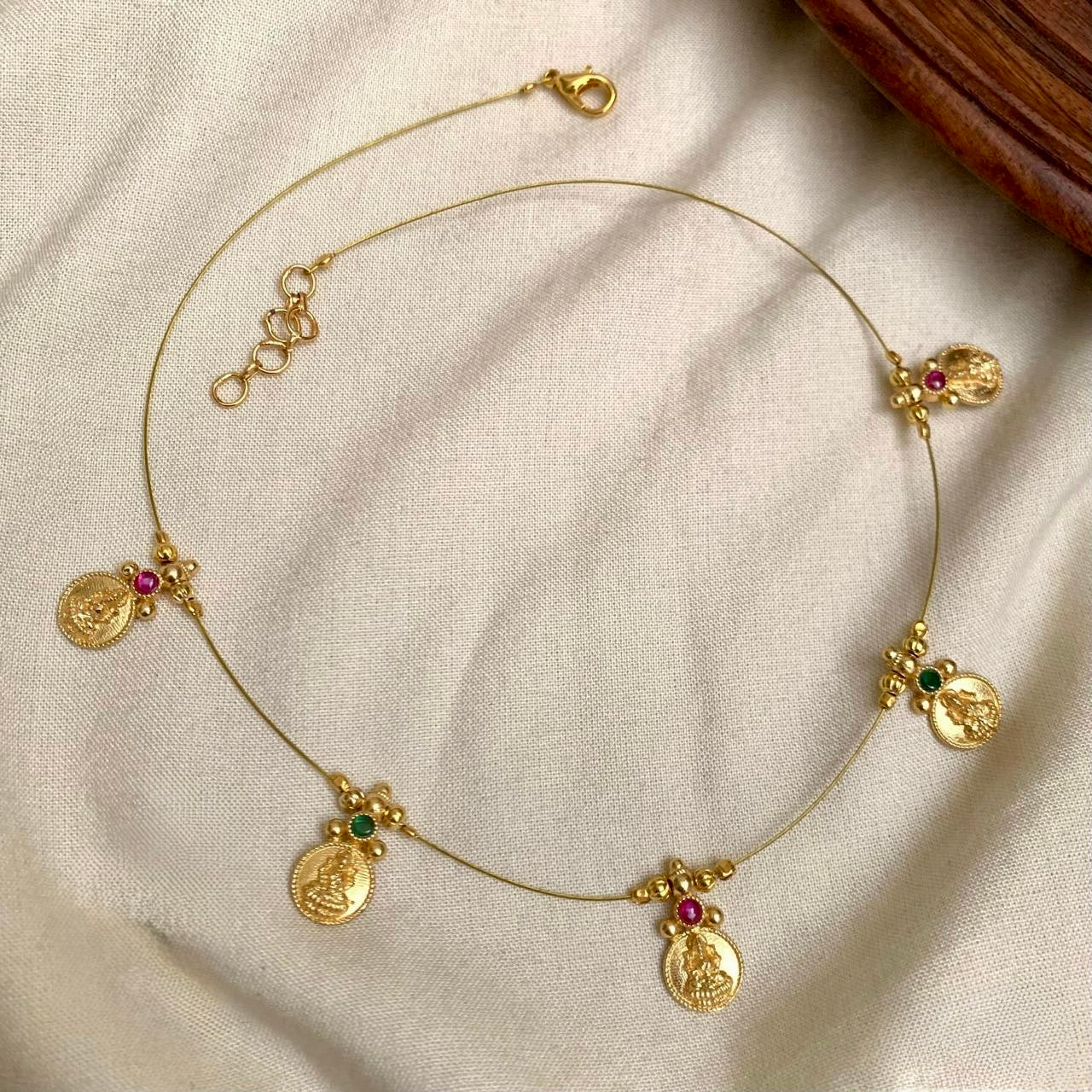 Amera - Invisible chain with Kaashu Coin Pendants