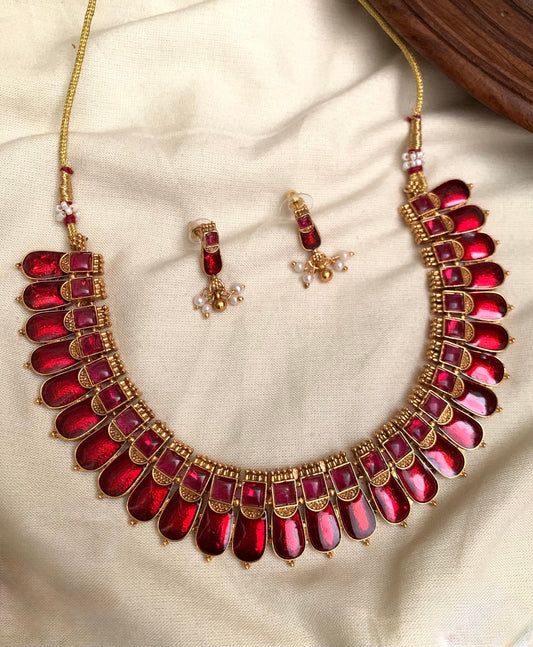 Naga - Red Naghabhadam Necklace with studs