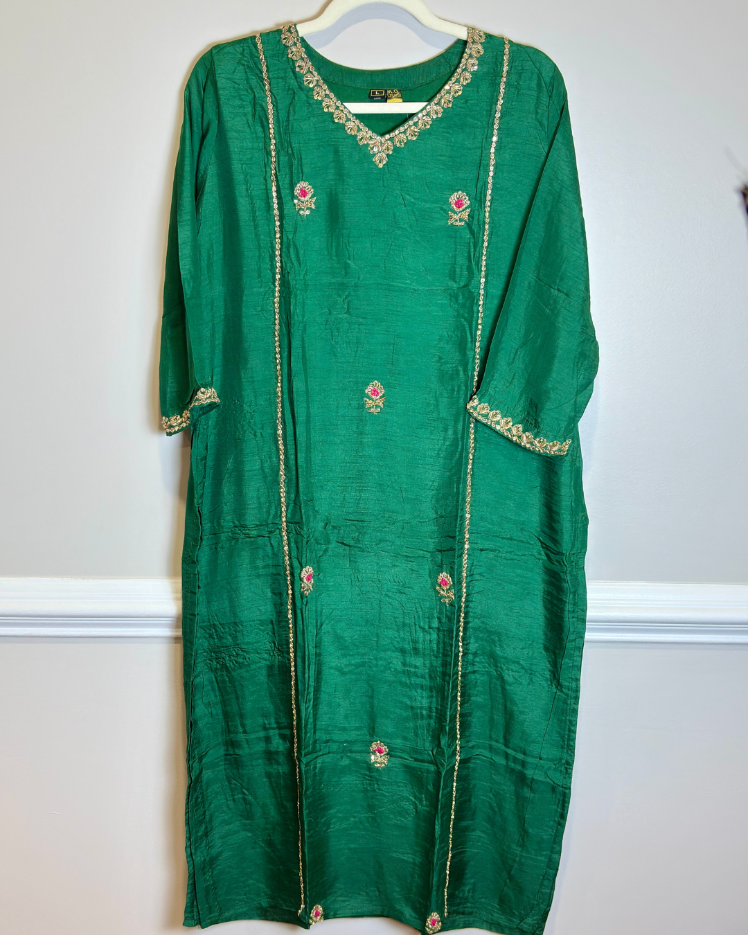 Green and Rani Pink 3-piece Dola Silk Suit Set with Hand Work and Scallop work Dupatta