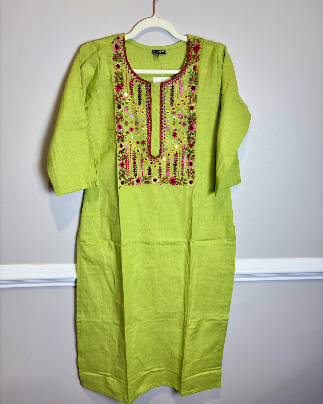 Green 3-piece Suit Set with Hand-Embroidered Floral Work and Block Print Dupatta