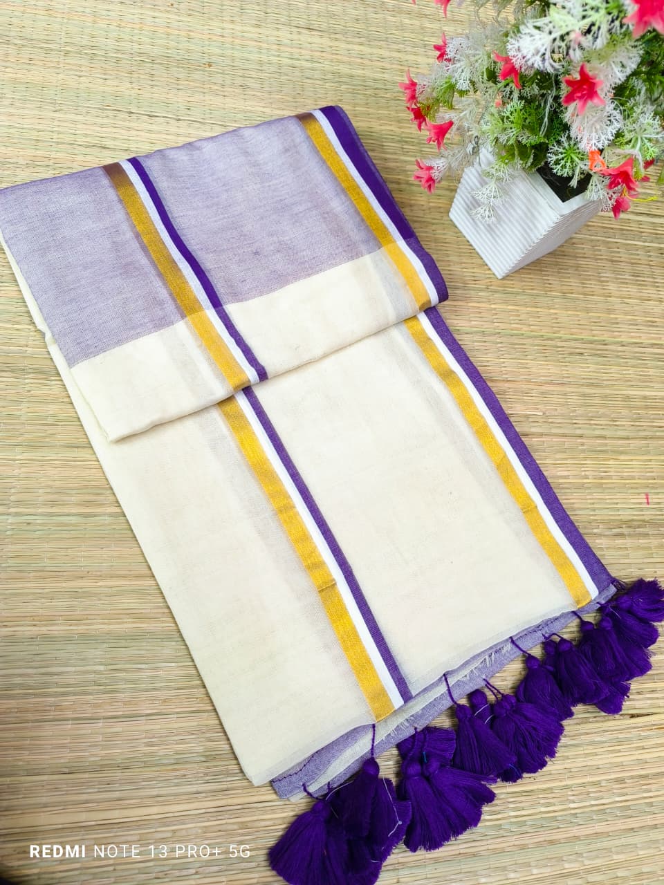 Manga - Lavender and White Mul Cotton Saree | Kerala Onam Saree