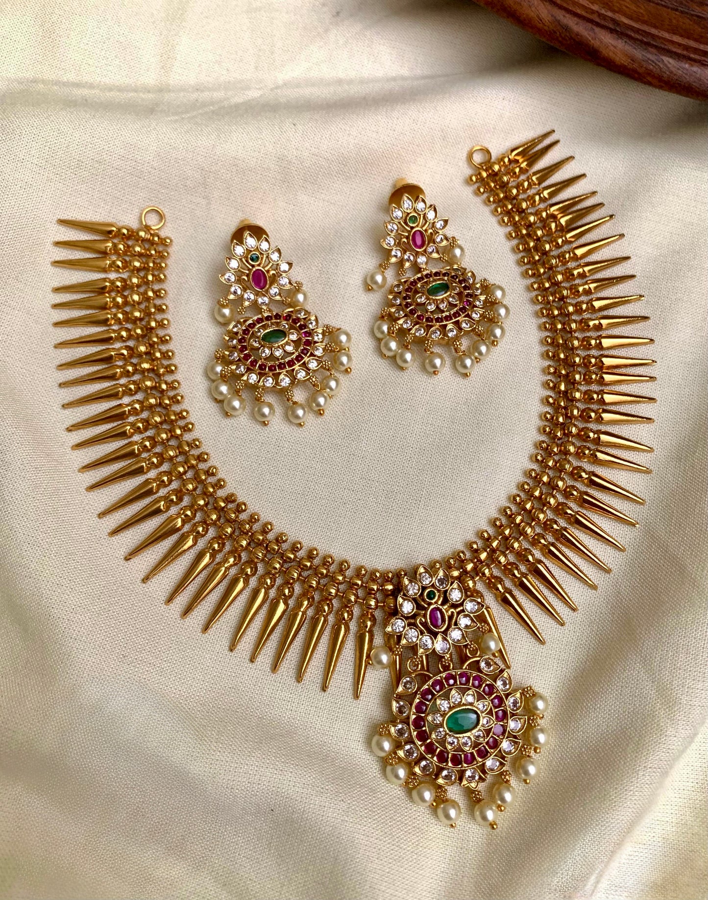 Jasmine Necklace with Pendant