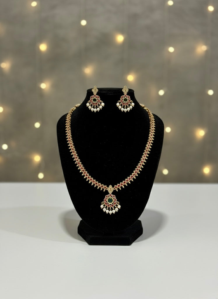 Simple Red stone Necklace