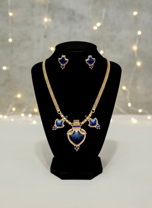 Palakka Pendant Necklace