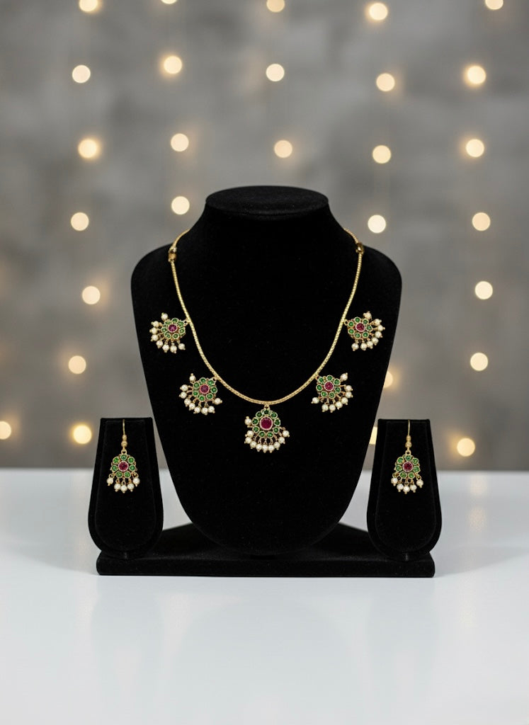 Simple Multi Pendant Necklace