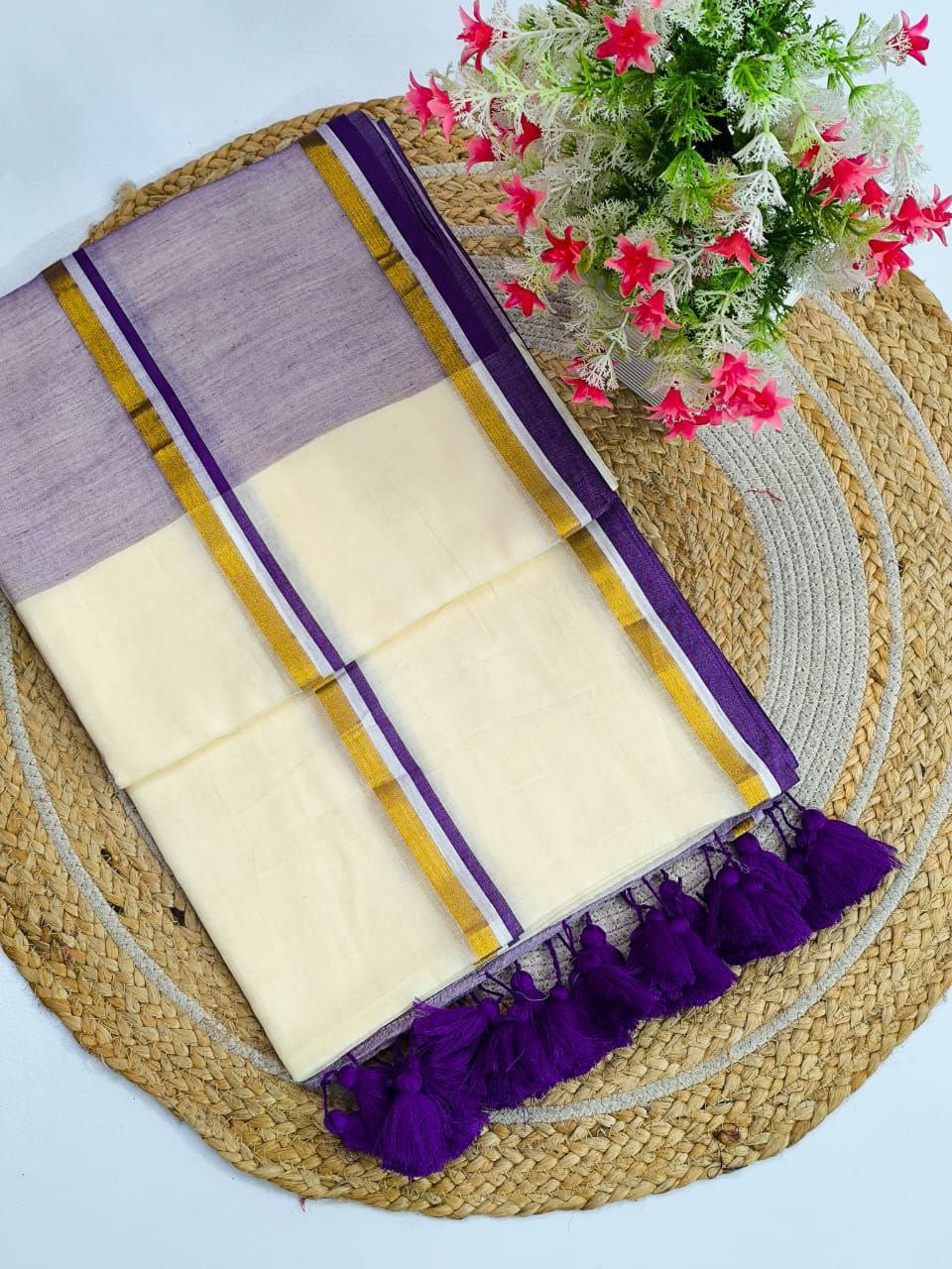 Manga - Lavender and White Mul Cotton Saree | Kerala Onam Saree