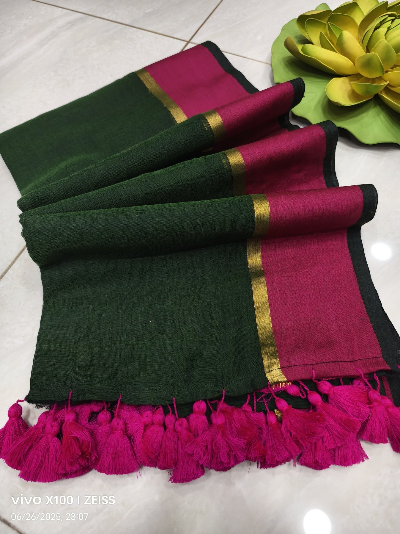 Rang - Green and Pink Mul Cotton Saree