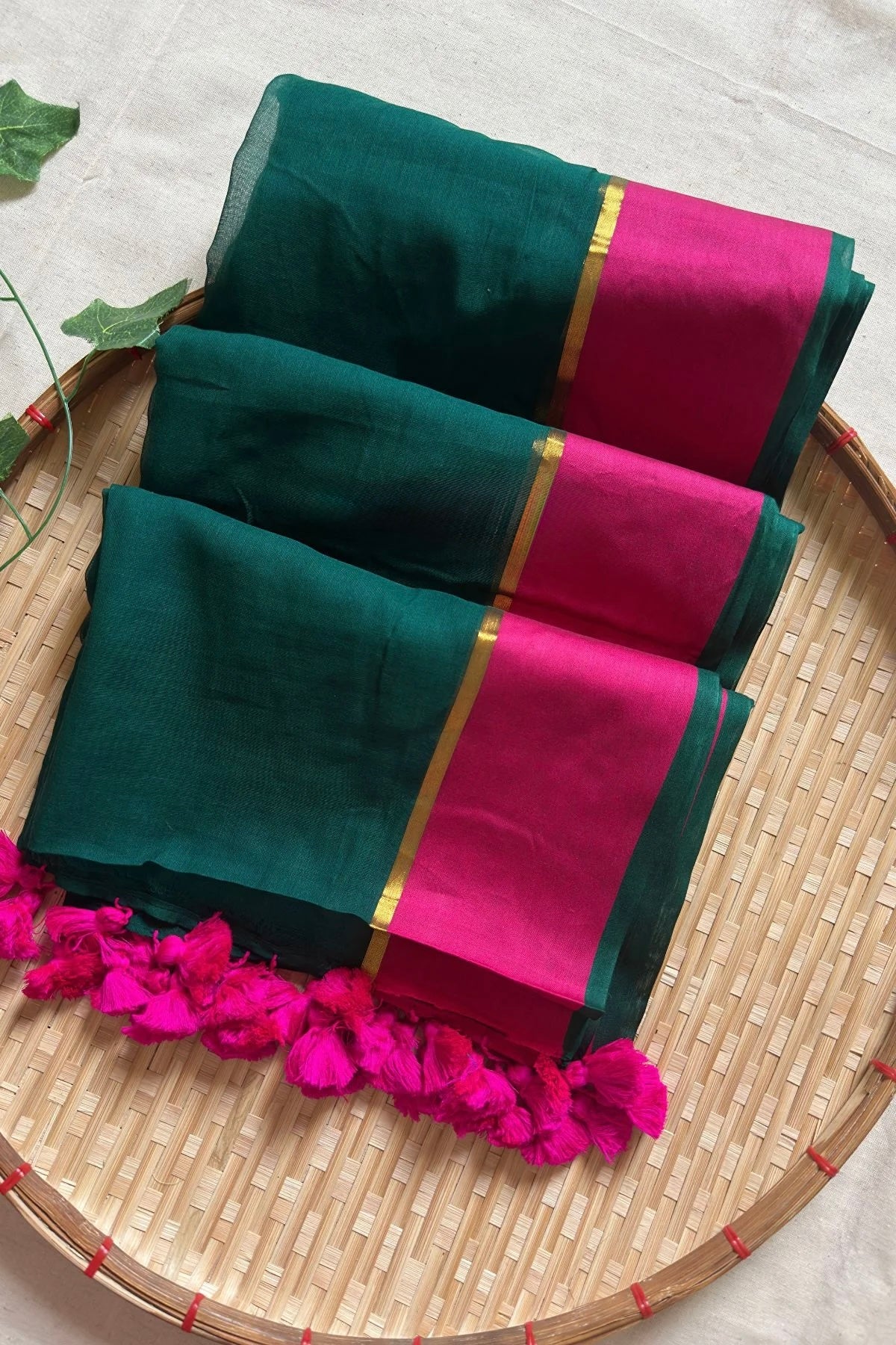 Rang - Green and Pink Mul Cotton Saree