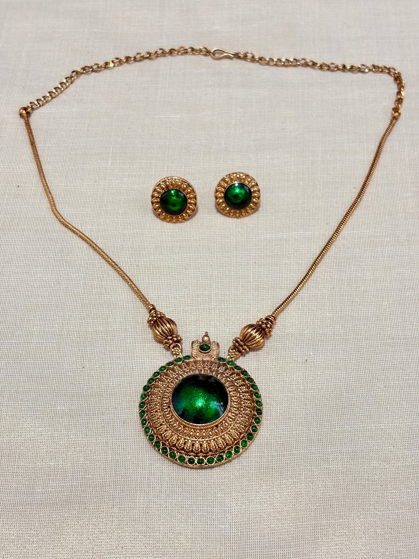 Palakka Inspired Green Statement Pendant Necklace | Indian Jewelry for Women | Ethnic Necklace | Festival & Party Wear