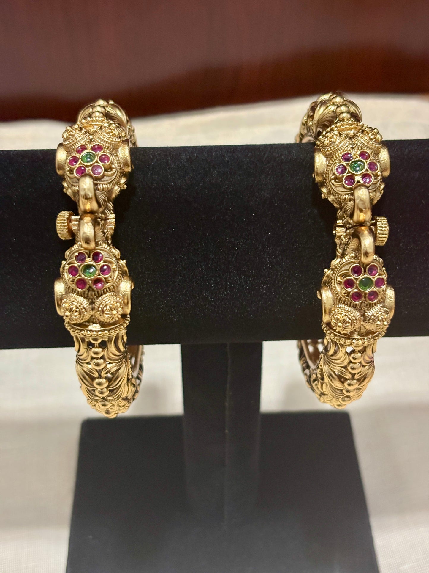 Screw Type Statement Bangle Set of 2