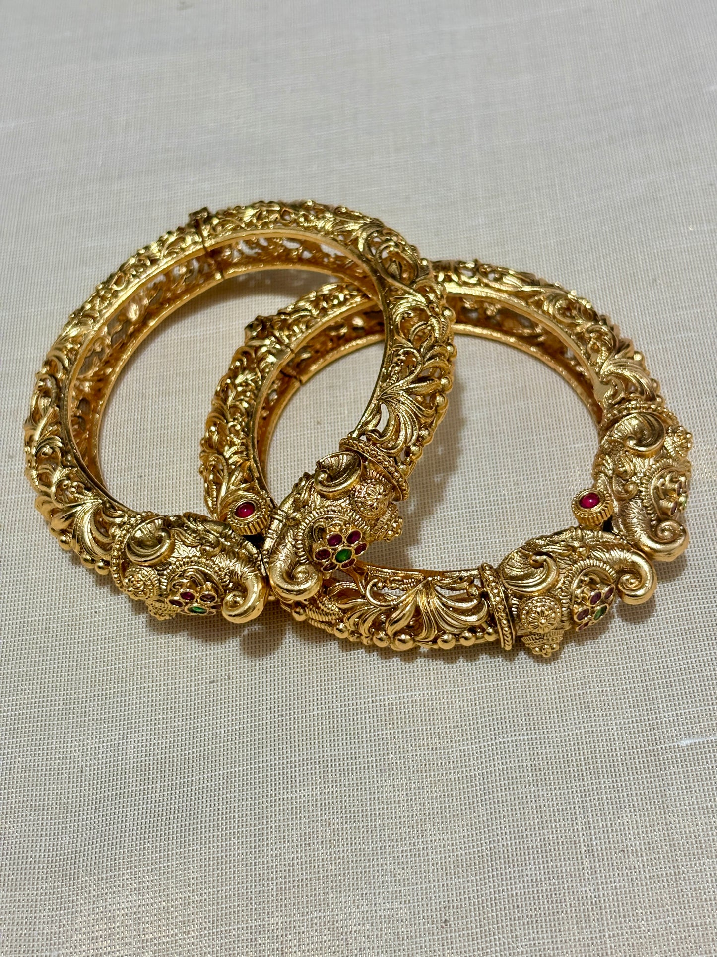 Screw Type Statement Bangle Set of 2