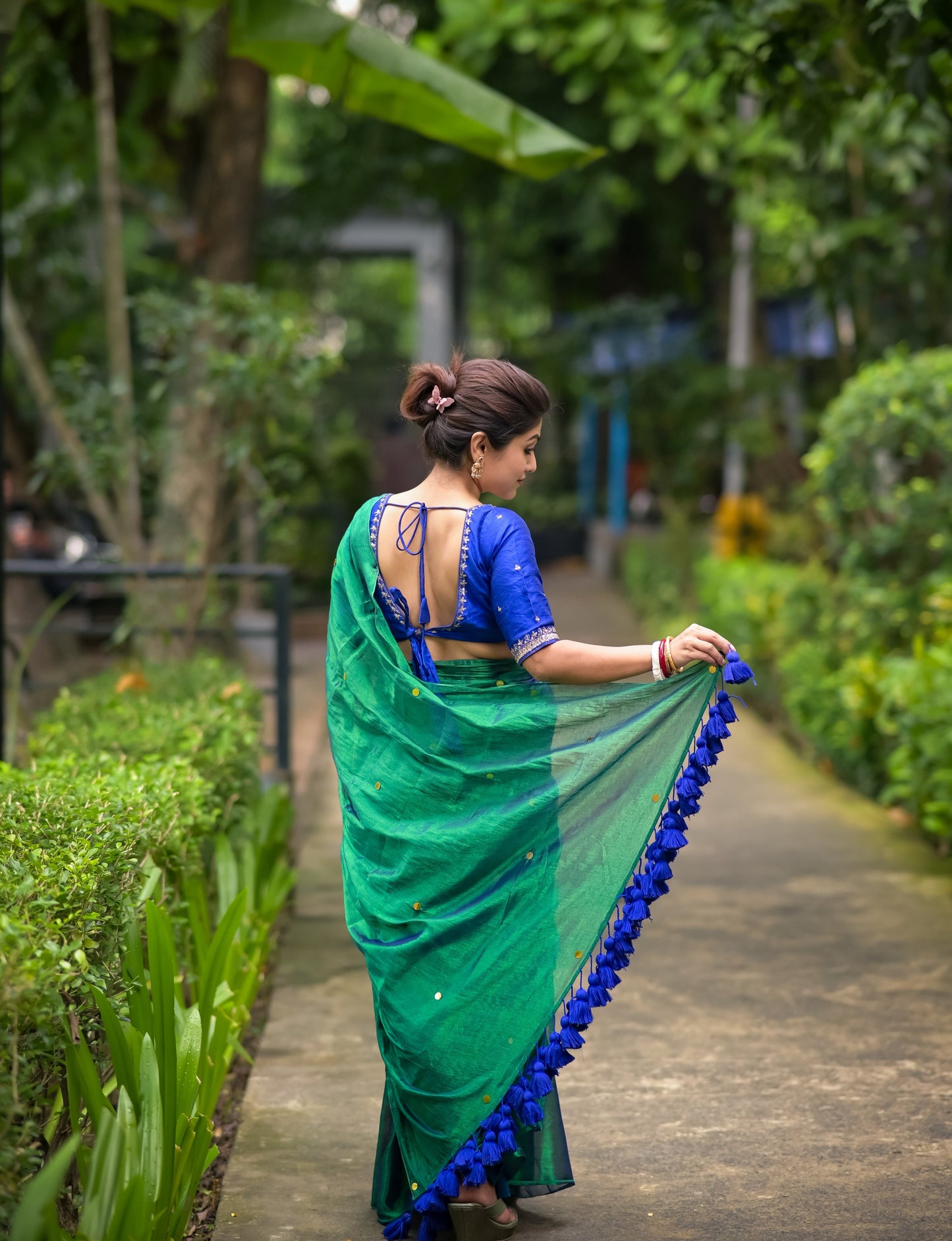 Mayoora - Peacock Green Tissue Saree with Sequins