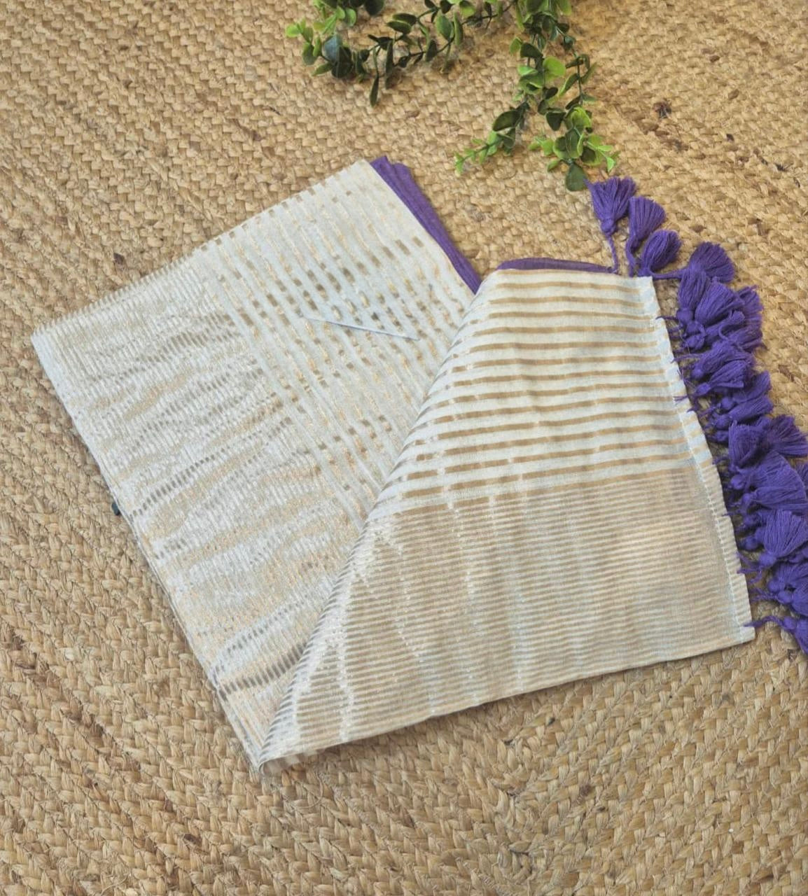 Manga - Lavender and White Stripe Mul Cotton Saree | Kerala Onam Saree