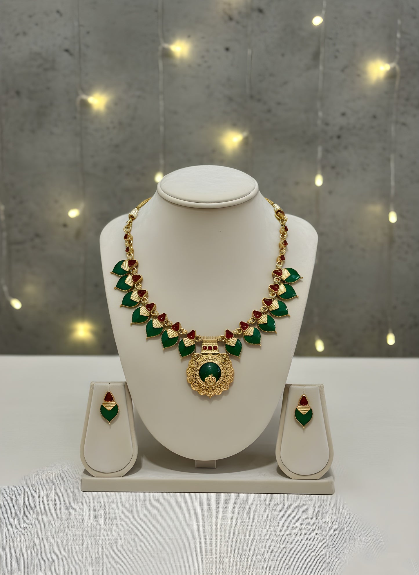 Palakka Necklace with Statement Pendant | Indian Jewelry for Women | Ethnic Temple & Festive Wear | Traditional Necklace