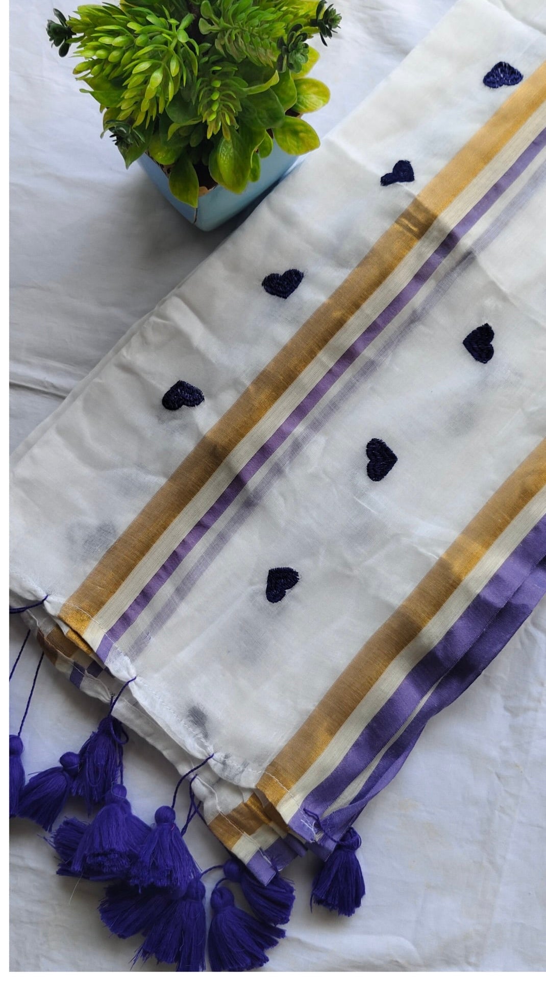 Kairali - Lavender Heart Mul Cotton Saree | Kerala Saree